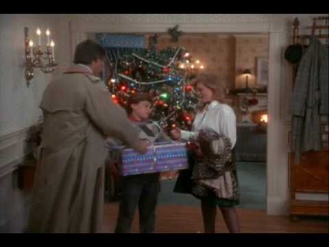 Featured image of post Christmas Vacation Cat In Box Gif