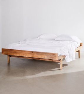 Featured image of post Minimalist Wood Bed Frame Queen