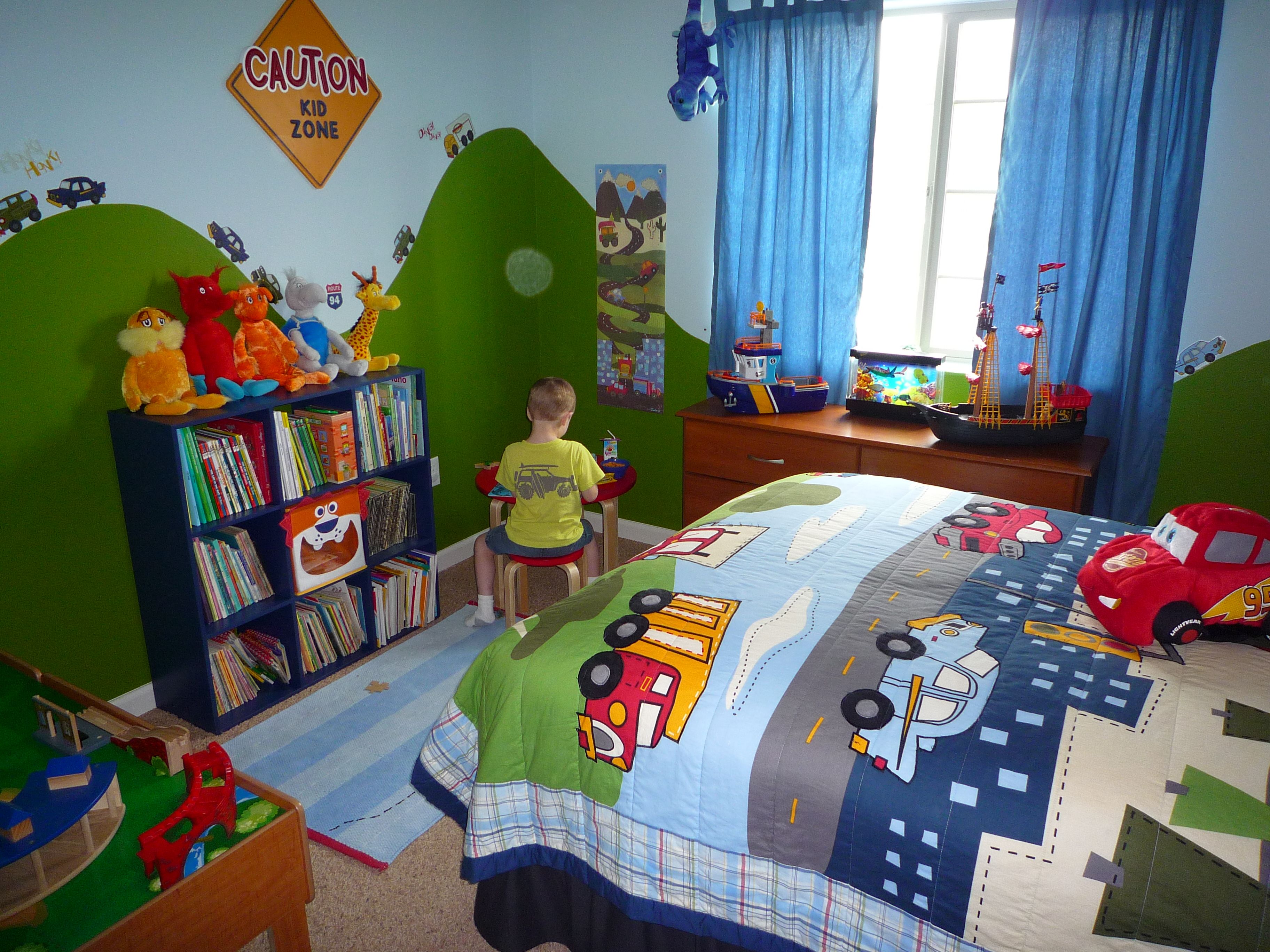 Featured image of post Toddler Boy Room Ideas Trucks